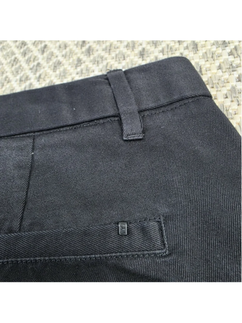 AllSaints Men’s 32 Black Pleated Chino Pants Button Fly Straight Leg Trousers